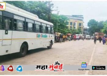 म्हसळा एसटी स्थानकात खासगी वाहनांचा विळखा !