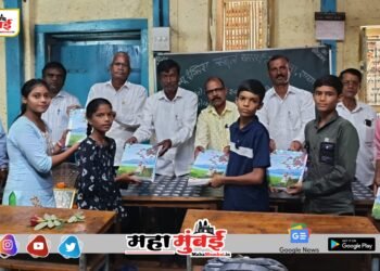 स्वागत नवचेतनेचे, शिक्षण नवसंकल्पाचे ; खरसई शाळेतील ८ वीच्या विद्यार्थ्यांचे जिव्हाळ्याने स्वागत